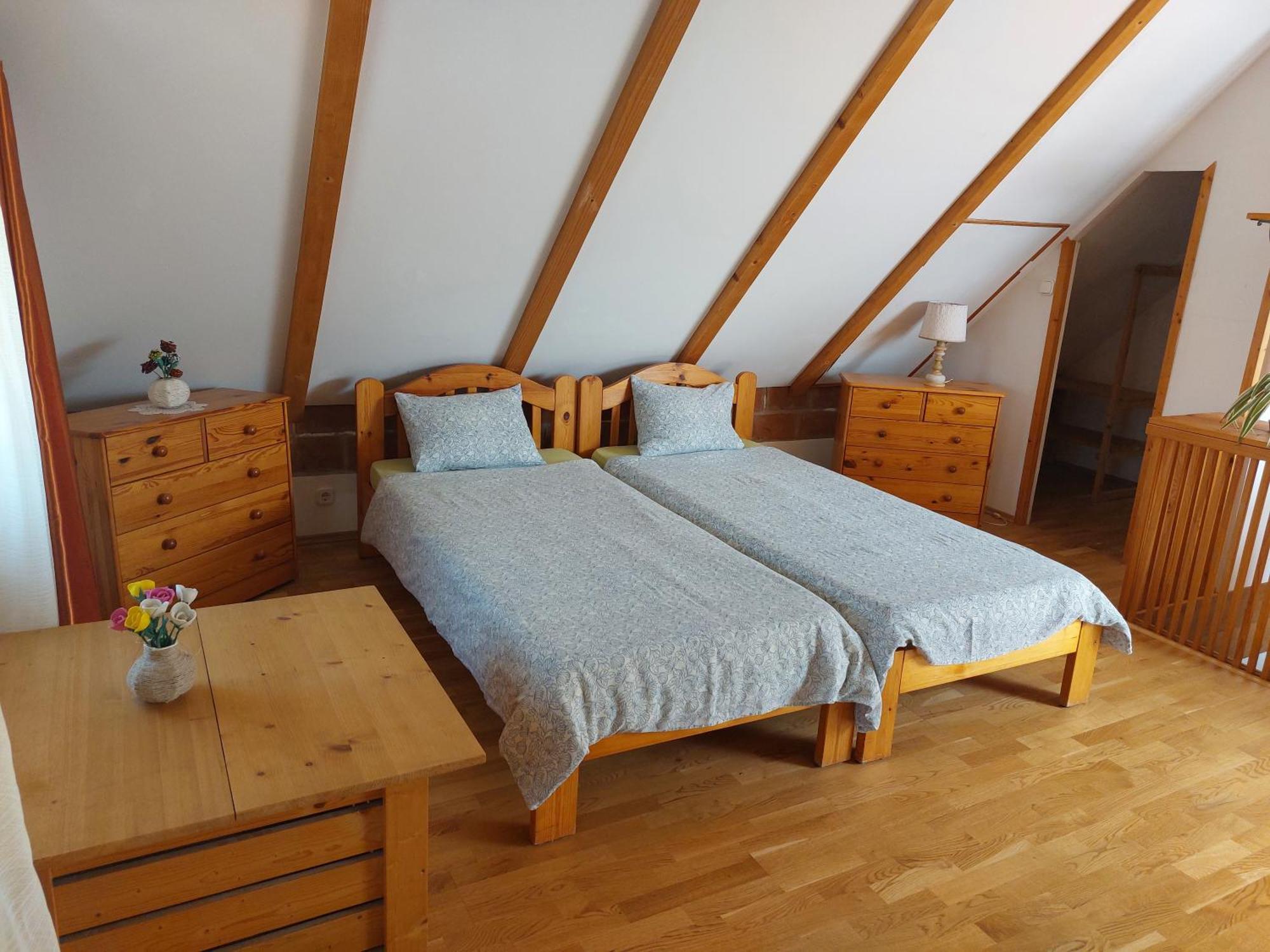 Negy Evszak Apartmanhaz ザラカロシュ エクステリア 写真