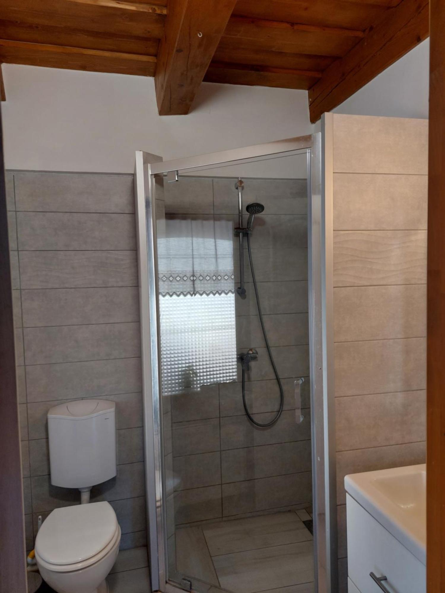 Negy Evszak Apartmanhaz ザラカロシュ エクステリア 写真